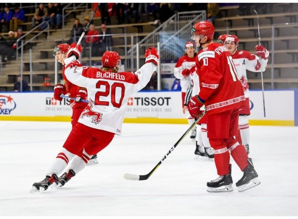 Белорусские хоккеисты вылетели из топ-дивизиона молодежного ЧМ по хоккею